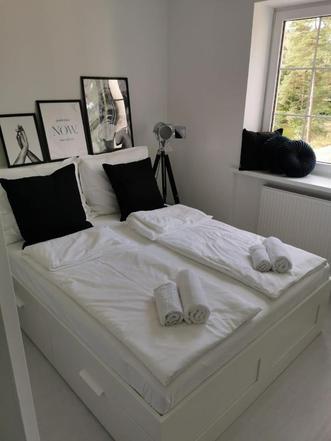 Przytulny Apartament Z Kominkiem Przy Jeziorze 보르네 술리노보 외부 사진