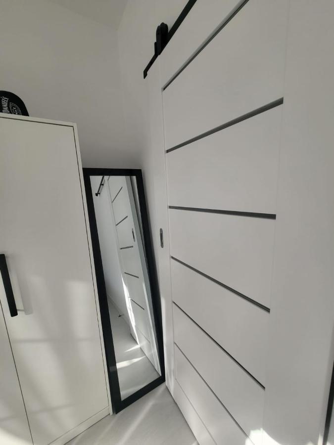 Przytulny Apartament Z Kominkiem Przy Jeziorze 보르네 술리노보 외부 사진