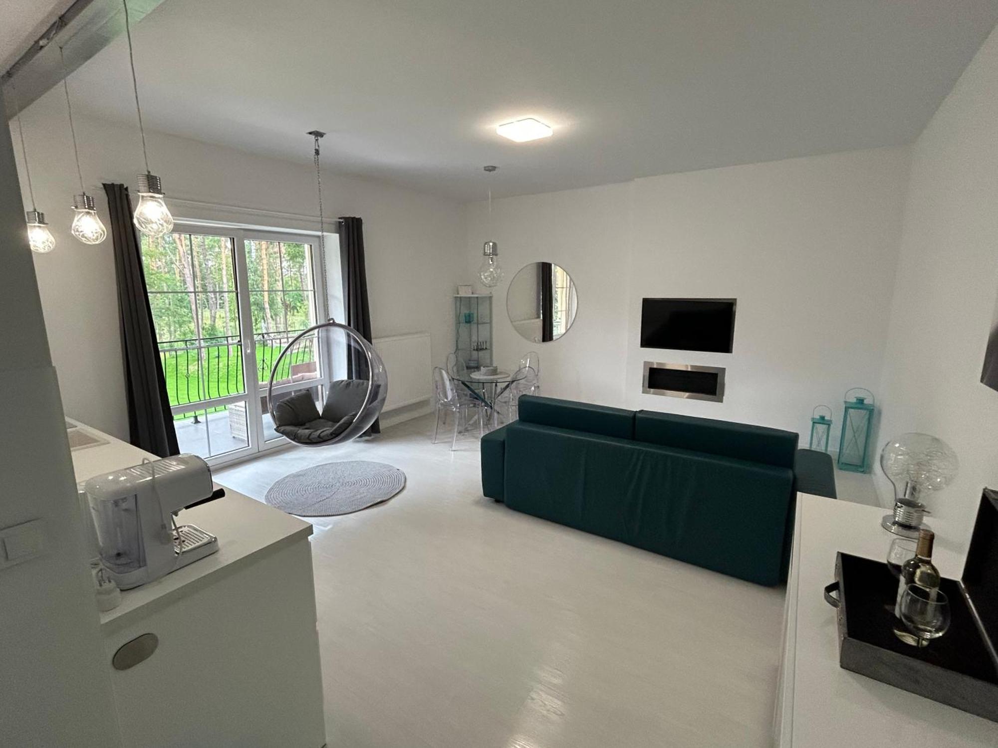 Przytulny Apartament Z Kominkiem Przy Jeziorze 보르네 술리노보 외부 사진